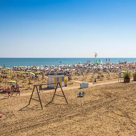1 Bedroom Awesome In Appartamento